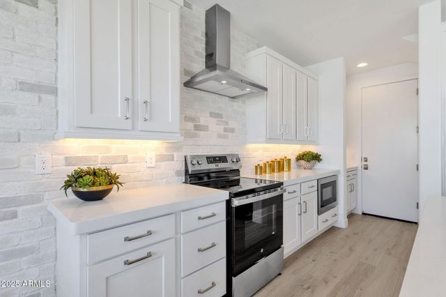 3537 E ROLAND Street, Mesa, AZ 85213