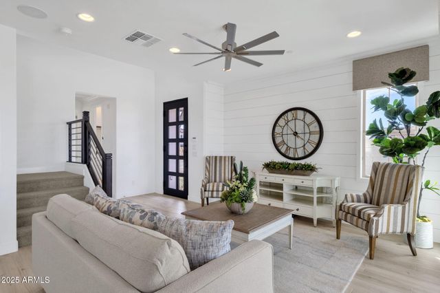 3537 E ROLAND Street, Mesa, AZ 85213