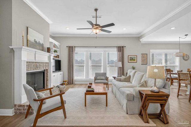 2785 Trestle Way, Cantonment, FL 32533