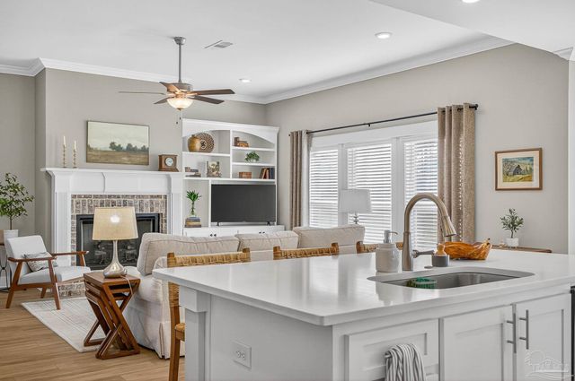 2785 Trestle Way, Cantonment, FL 32533