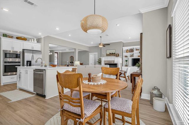 2785 Trestle Way, Cantonment, FL 32533