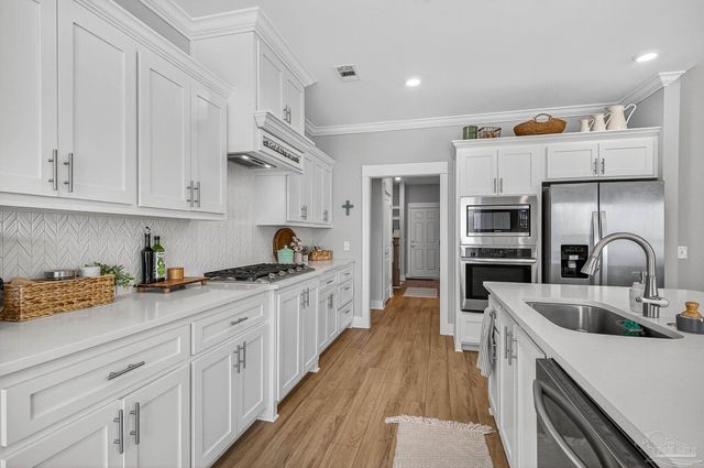 2785 Trestle Way, Cantonment, FL 32533