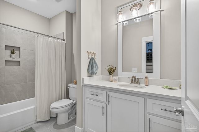 2785 Trestle Way, Cantonment, FL 32533