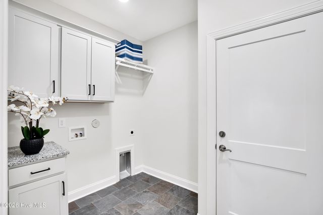 7374 Foxbriar Drive, Leland, NC 28451