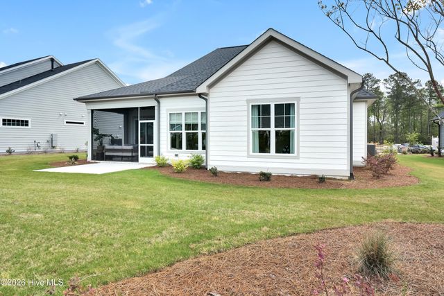 7374 Foxbriar Drive, Leland, NC 28451