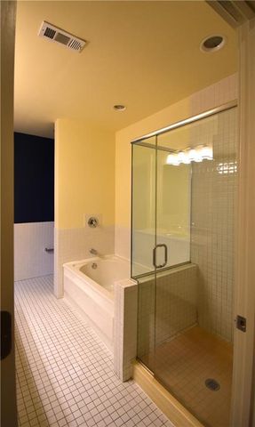 245 N Highland Avenue NE 416, Atlanta, GA 30307