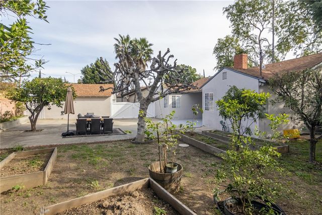 20929 Cantara, Canoga Park, CA 91304