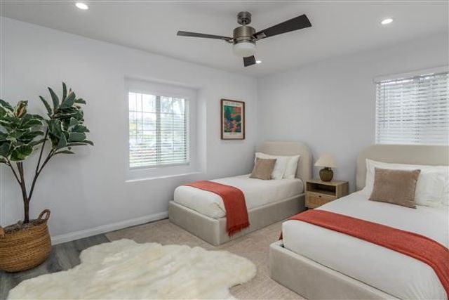 20929 Cantara, Canoga Park, CA 91304