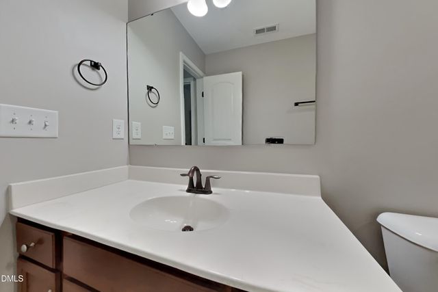 31 Burr Oak Circle, Bunnlevel, NC 28323