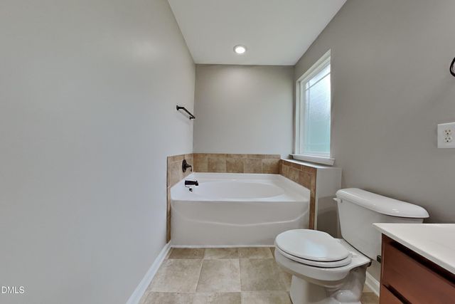 31 Burr Oak Circle, Bunnlevel, NC 28323