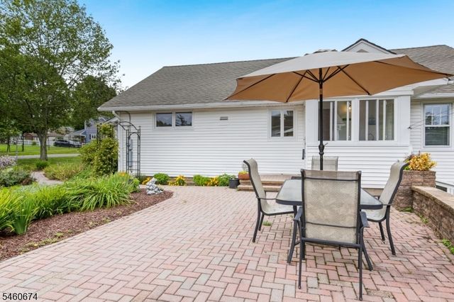 11 Clearwater Rd, Mount Olive Twp., NJ 07828