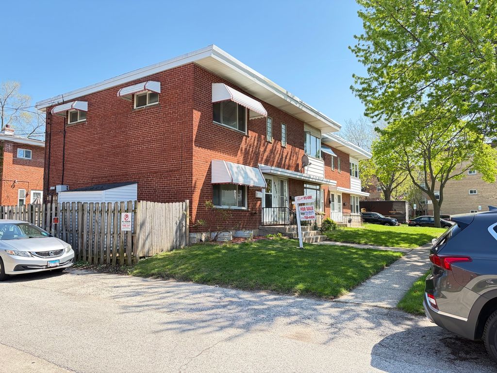 4932 Crain Street, Skokie, IL 60077