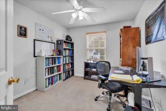 1 TULIP CT, Deptford, NJ 08096