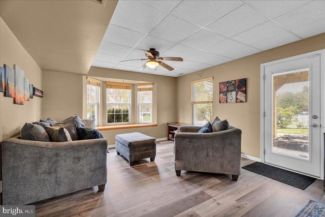 1 TULIP CT, Deptford, NJ 08096
