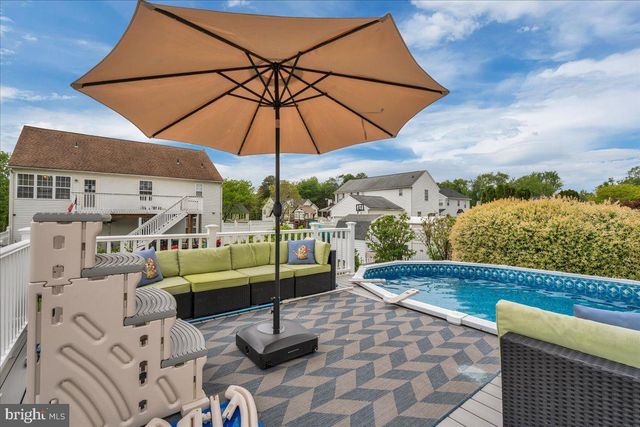 1 TULIP CT, Deptford, NJ 08096