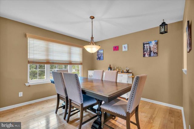 1 TULIP CT, Deptford, NJ 08096