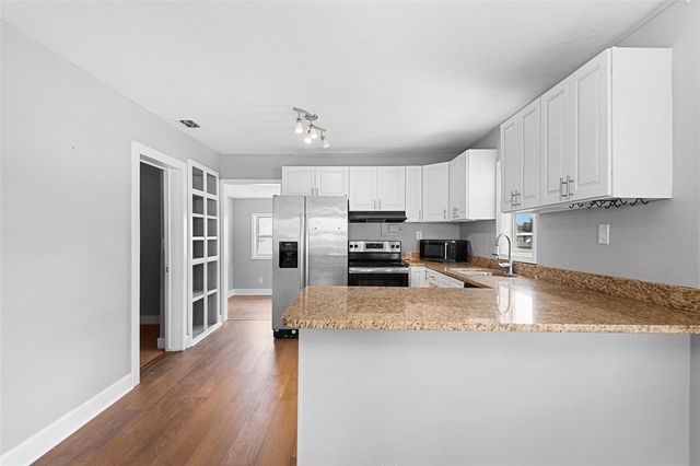 39014 KIRKLAND DRIVE, Zephyrhills, FL 33542