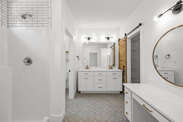 1153 Cedar Springs Drive, Marion, IA 52302