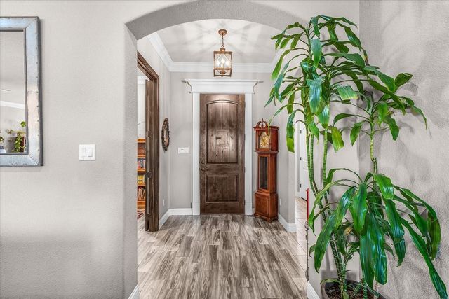 139 Stanford Lane, Springtown, TX 76082