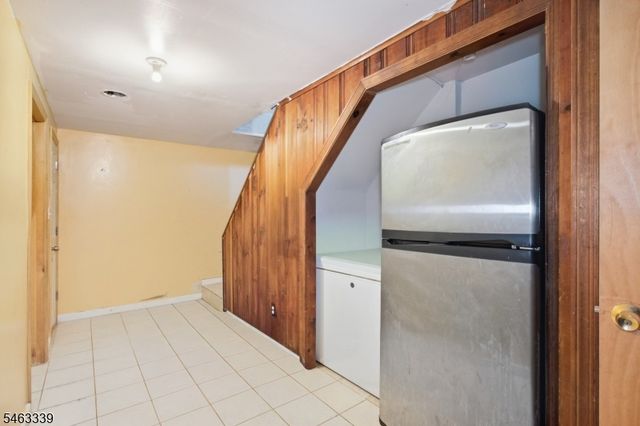 330 N 11Th St, Prospect Park Boro, NJ 07508