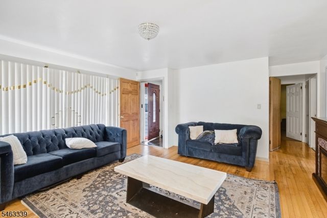 330 N 11Th St, Prospect Park Boro, NJ 07508