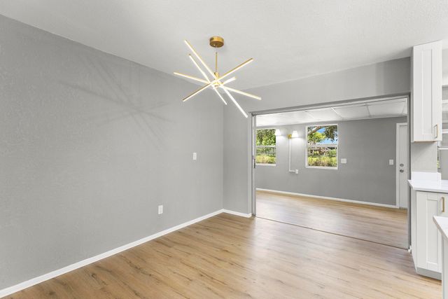 264 NE Ardsley Drive, Port St Lucie, FL 34983