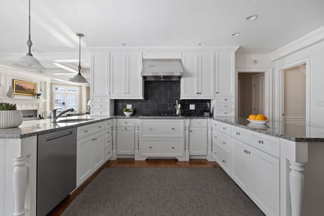 20 Risley Road, Newton, MA 02465