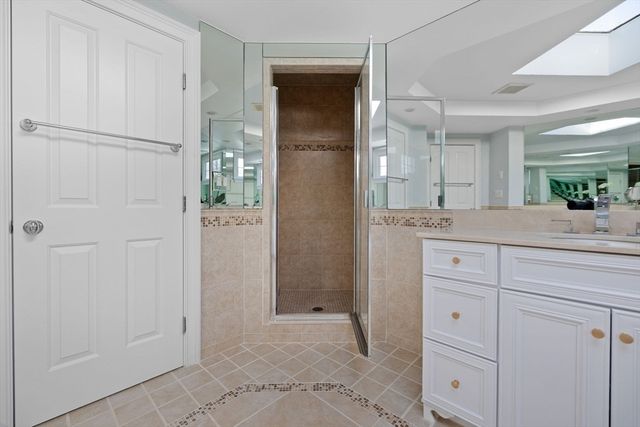 20 Risley Road, Newton, MA 02465