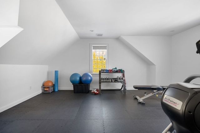 20 Risley Road, Newton, MA 02465