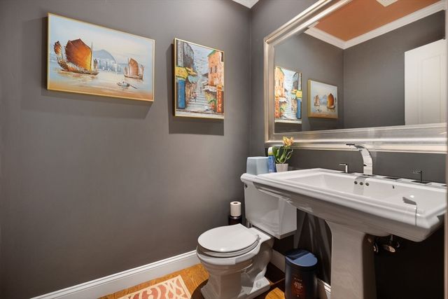 20 Risley Road, Newton, MA 02465