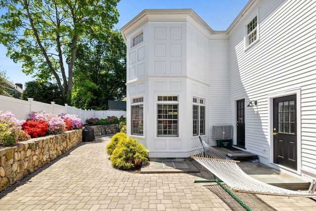 20 Risley Road, Newton, MA 02465