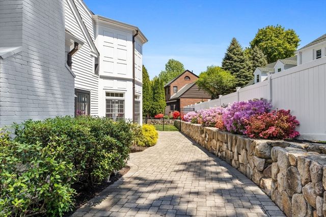 20 Risley Road, Newton, MA 02465