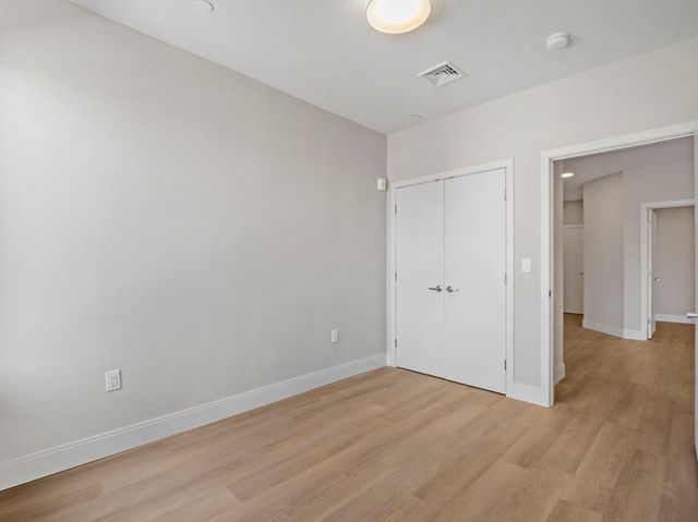 249 Corey Rd 106, Boston, MA 02135