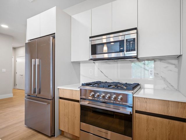 249 Corey Rd 106, Boston, MA 02135