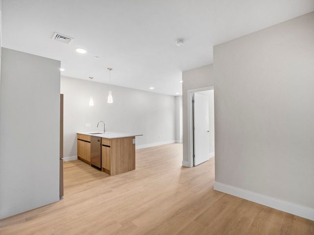 249 Corey Rd 106, Boston, MA 02135