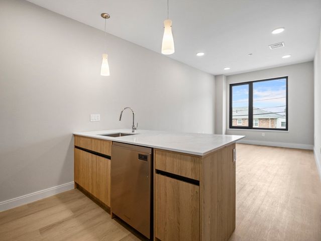 249 Corey Rd 106, Boston, MA 02135