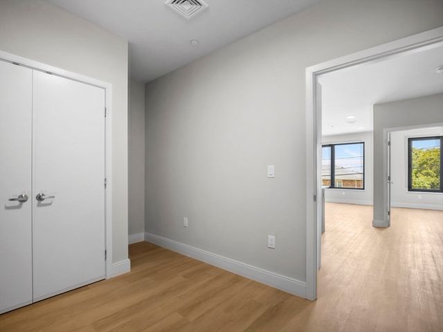 249 Corey Rd 106, Boston, MA 02135