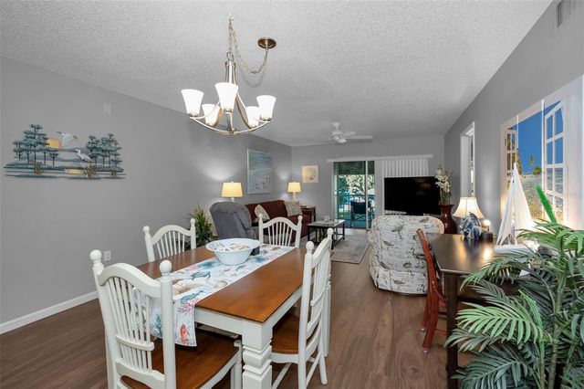 110 CYPRESS CT 3-82, Oldsmar, FL 34677