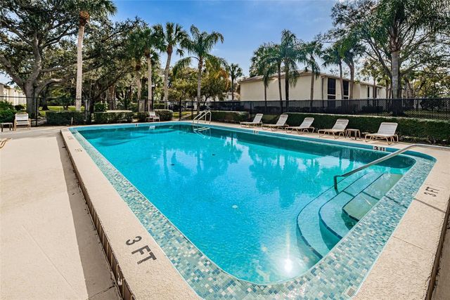 110 CYPRESS CT 3-82, Oldsmar, FL 34677