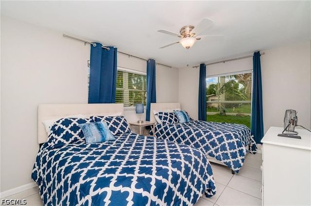 163 SW 51st TER, Cape Coral, FL 33914