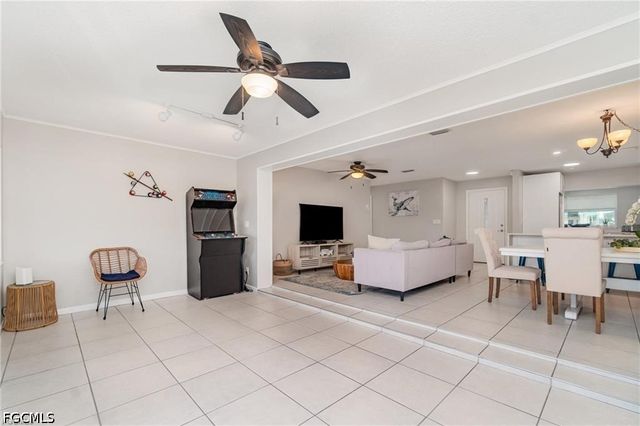 163 SW 51st TER, Cape Coral, FL 33914