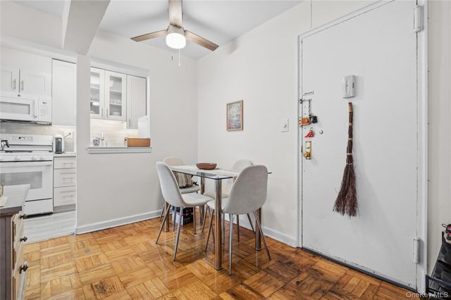 7510 Yellowstone Boulevard 2H, Rego Park, NY 11374