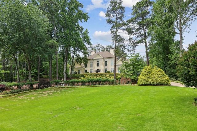 105 Wilderbluff Court, Atlanta, GA 30328