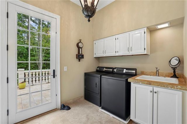 105 Wilderbluff Court, Atlanta, GA 30328