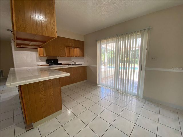 308 S SHADOW BAY DRIVE, Orlando, FL 32825