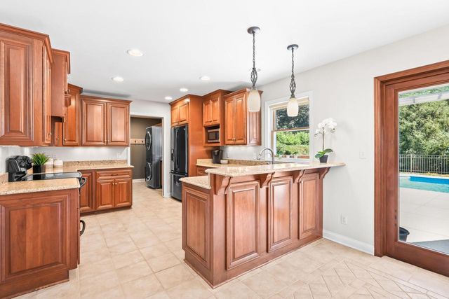 W328N3834 Range Woods DRIVE, Nashotah, WI 53058
