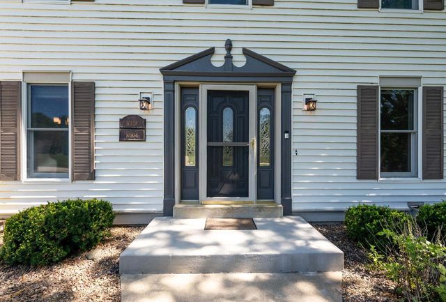 W328N3834 Range Woods DRIVE, Nashotah, WI 53058