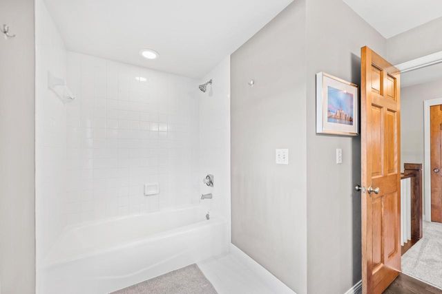 W328N3834 Range Woods DRIVE, Nashotah, WI 53058