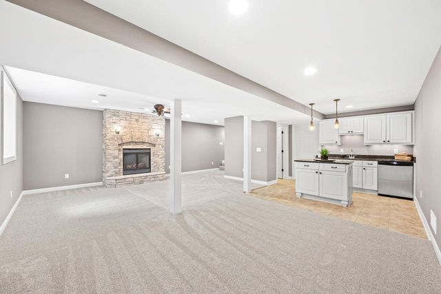 W328N3834 Range Woods DRIVE, Nashotah, WI 53058