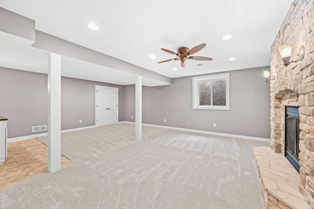 W328N3834 Range Woods DRIVE, Nashotah, WI 53058